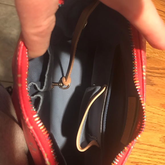 Gently used Dooney & Bourke handbag - Picture 2 of 6